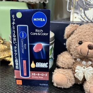 Nivea Rich Care & Color Lipstick - Smoky Rose